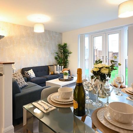Apartament Luxury 4 Bed House With Gated Parking In The Heart Of Birmingham! Zewnętrze zdjęcie