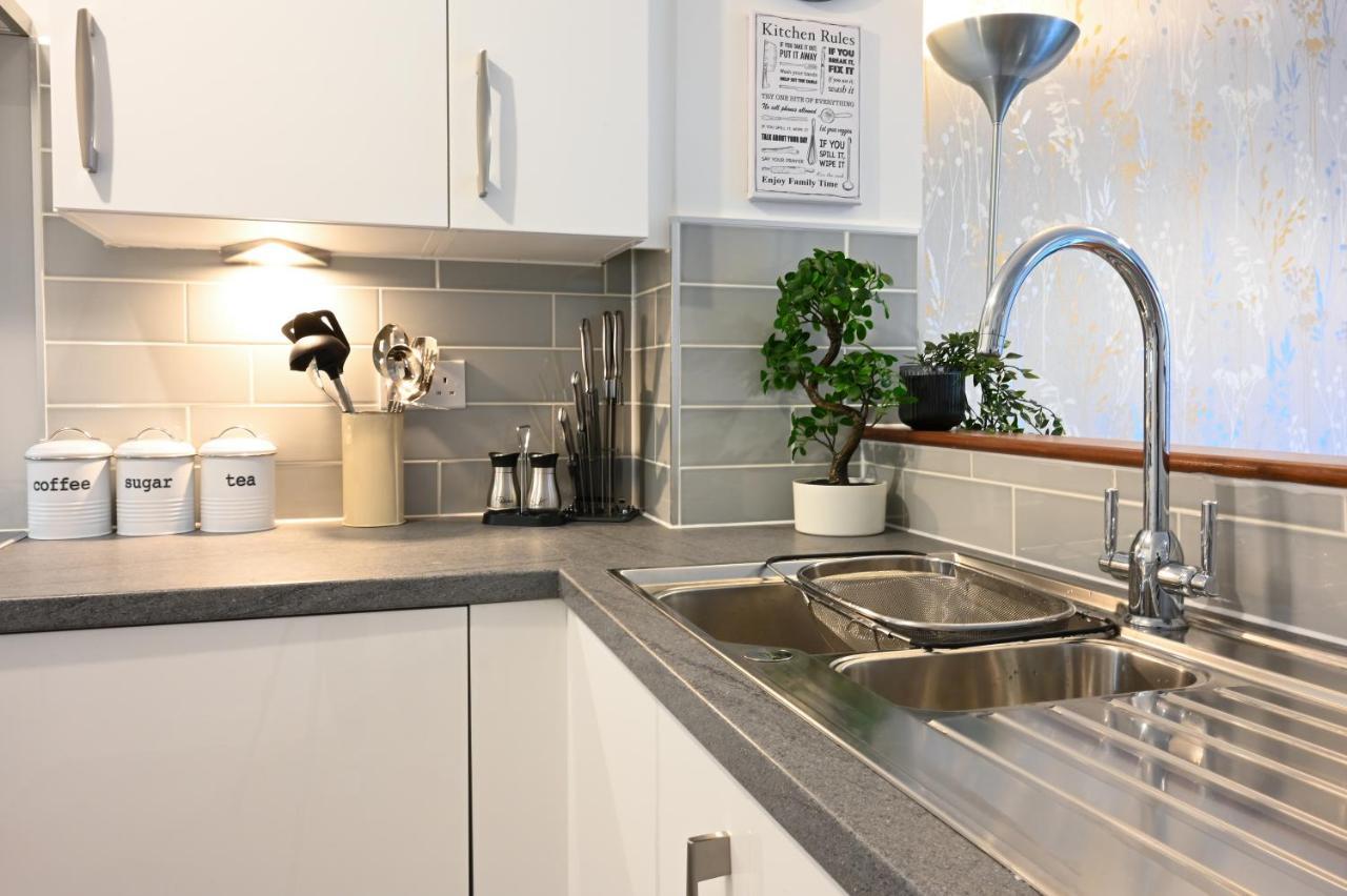 Apartament Luxury 4 Bed House With Gated Parking In The Heart Of Birmingham! Zewnętrze zdjęcie
