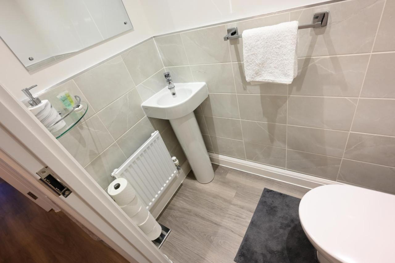 Apartament Luxury 4 Bed House With Gated Parking In The Heart Of Birmingham! Zewnętrze zdjęcie