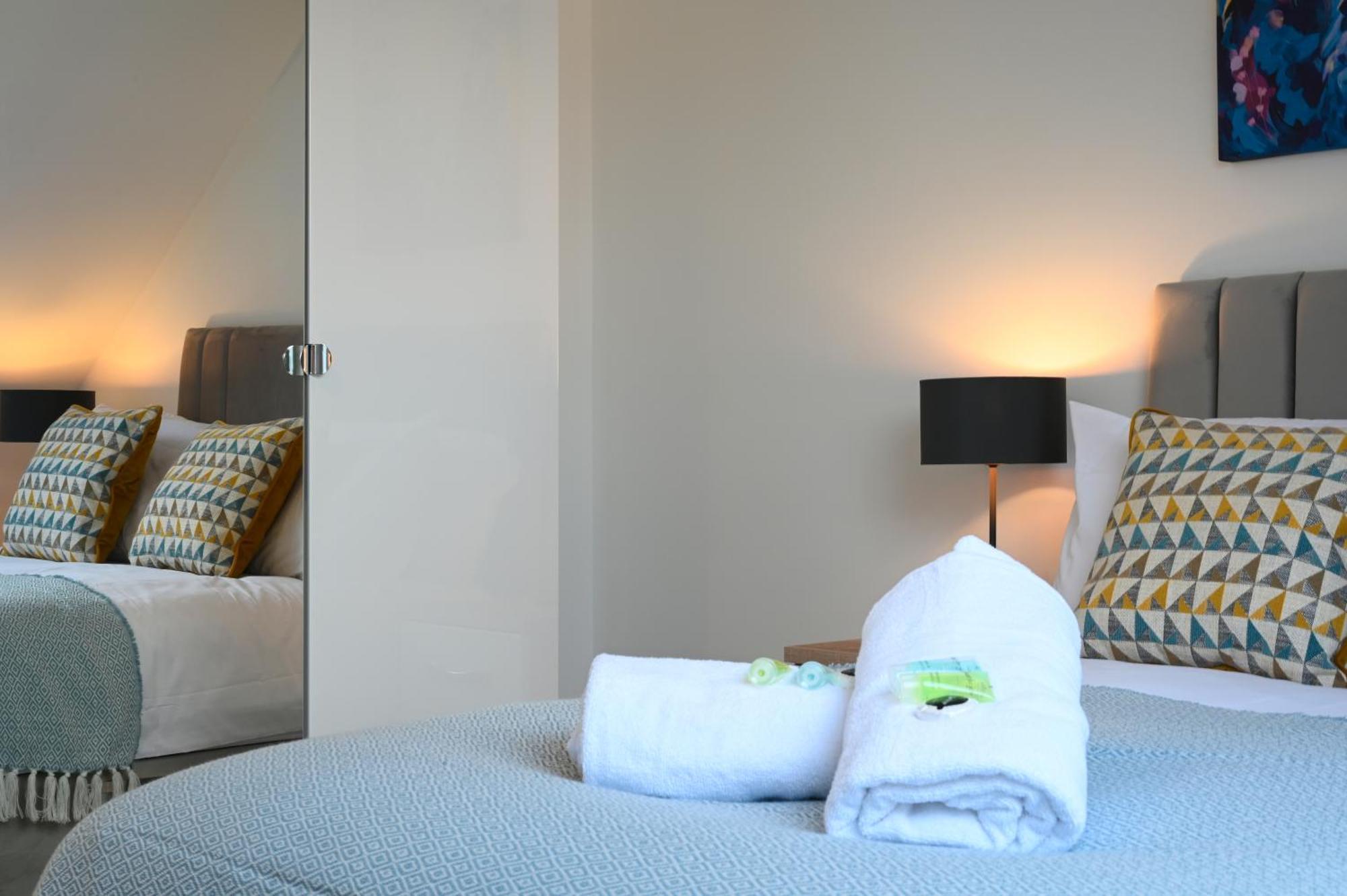 Apartament Luxury 4 Bed House With Gated Parking In The Heart Of Birmingham! Zewnętrze zdjęcie